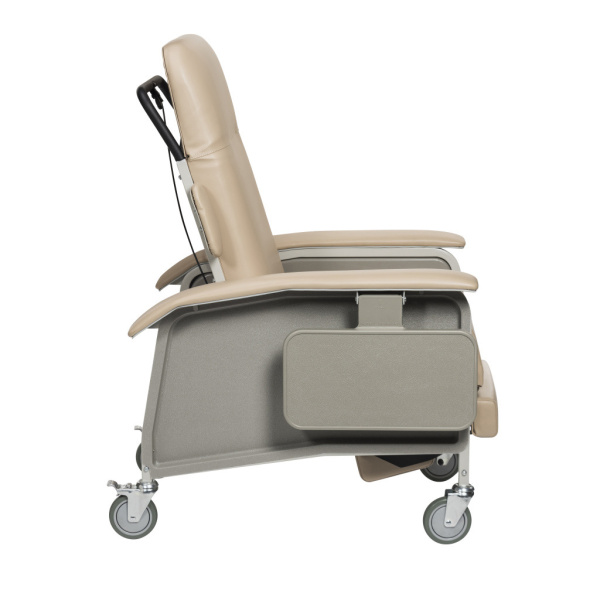 Clinical Care Recliner